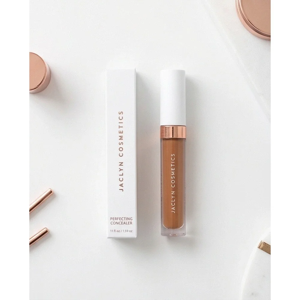 Jaclyn Cosmetics Perfecting Concealer Rich Red 6.7ml 0.23oz‎ NIB